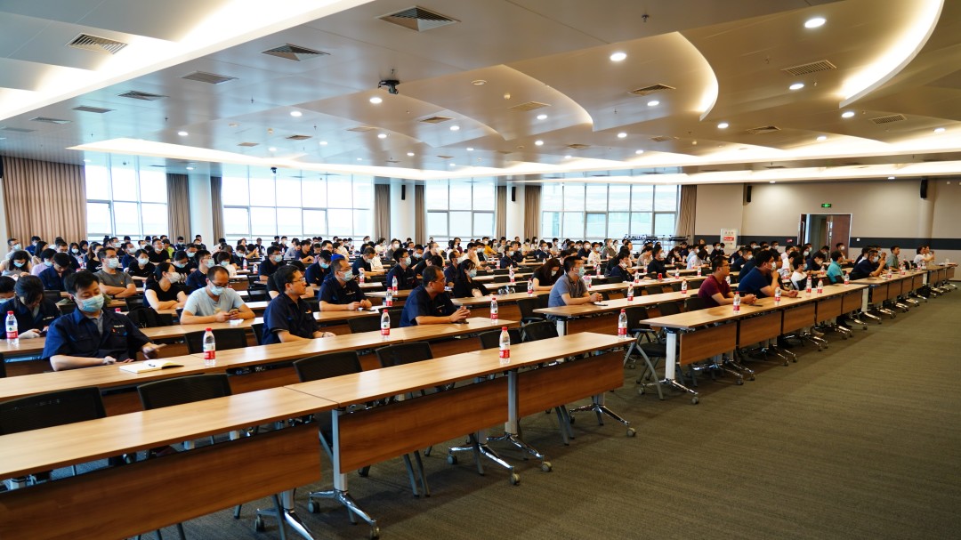 Ѥ����������������ΰ��ɼ� &mdash;&mdash;���׹ٷ�-�������������·���˾����֧��չ��ף�����������⵳���˶�